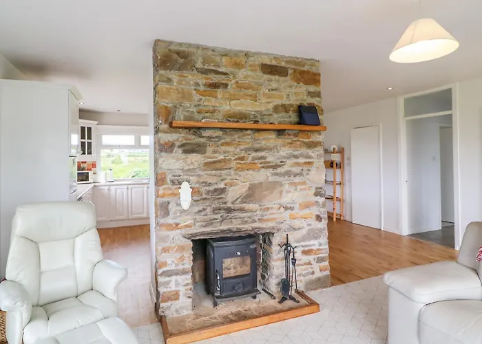 Meeligolleen بيت للعطل Reenroe