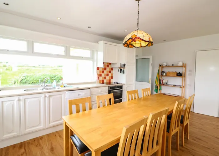 Meeligolleen بيت للعطل *