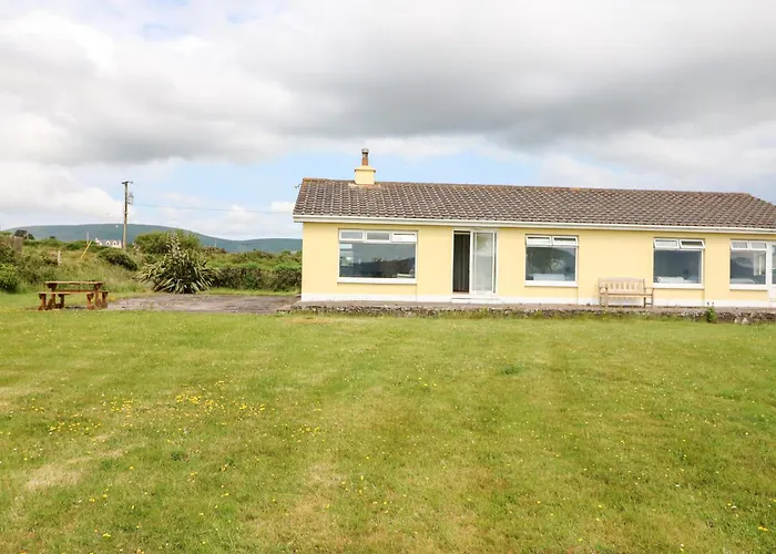 Meeligolleen بيت للعطل Reenroe